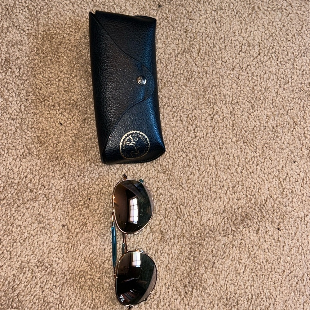 Mirrored Ray Ban Aviators